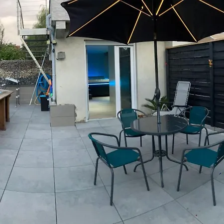 Lejlighed Spacieux Avec Terrasse Et Jardin A Lohr, 120 M².