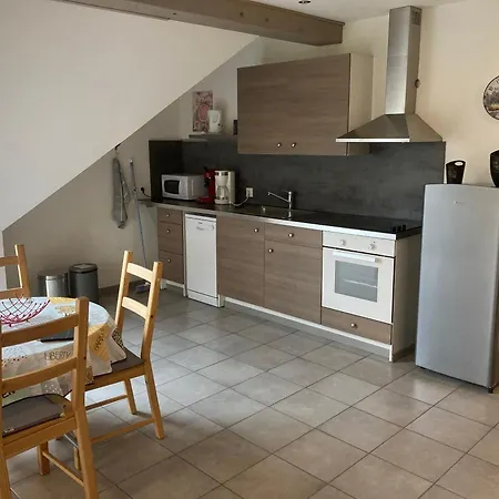 Spacieux Avec Terrasse Et Jardin A Lohr, 120 M². アパート *
